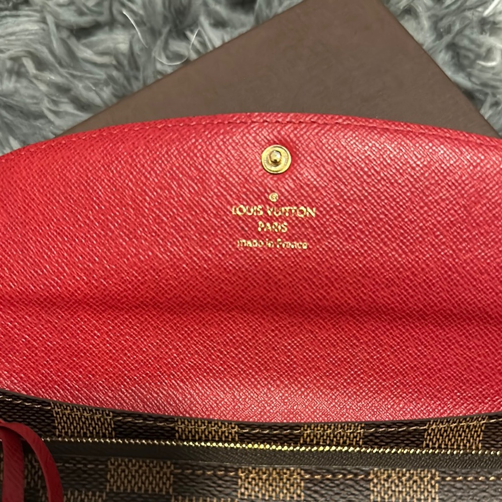 Louis Vuitton Damier Ebene Emilie Wallet Red Wallet - Picture 4 of 8